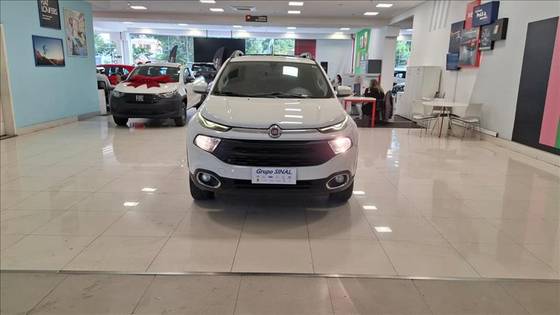 FIAT TORO 1.8 16V EVO FLEX FREEDOM AT6 FIAT TORO 1.8 16V EVO FLEX FREEDOM AT6